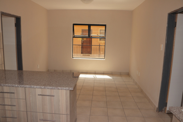 548 25th, Pretoria, 2 Bedrooms Bedrooms, ,2 BathroomsBathrooms,Apartment,For Sale,25th,1003